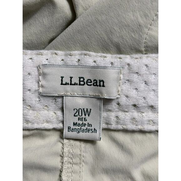 LL Bean Chino Khaki Shorts Womens Plus size 20W High Rise Nylon Blend - Picture 3 of 8